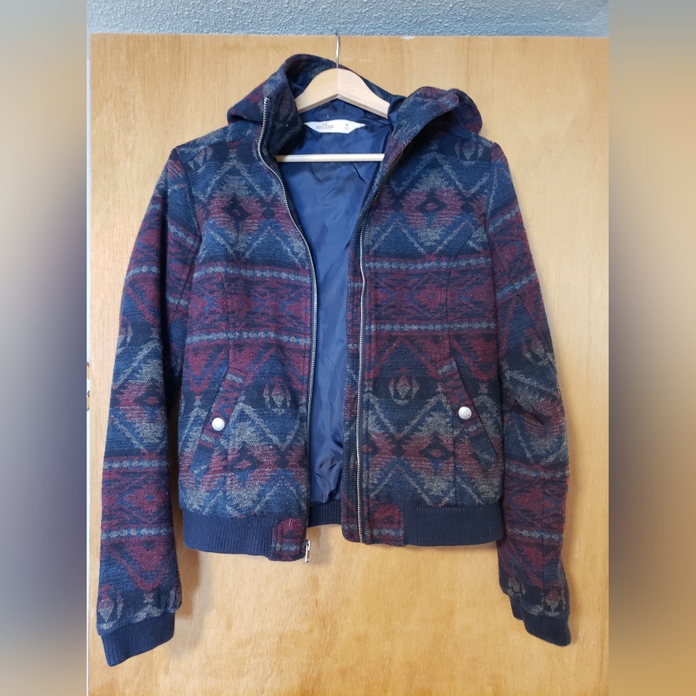 Hollister Aztec Jacket in Navy and Burgundy
